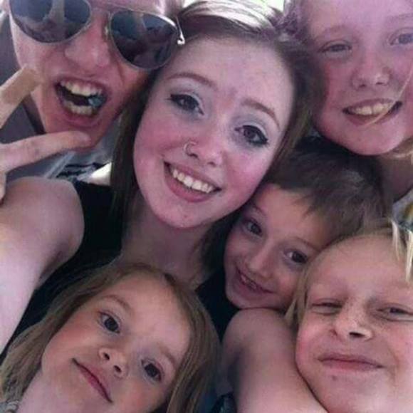 Meet your Posher, Anjanette - Picture 1 of 1